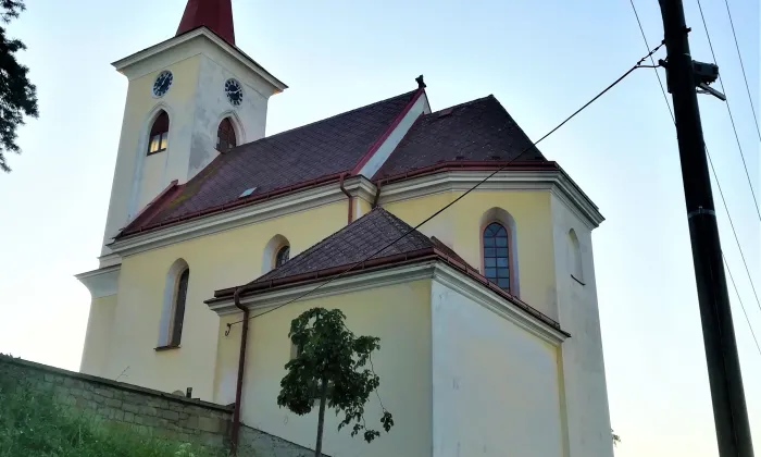 Kostel Proměnění Páně (Velichovky)