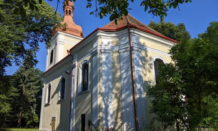 Kostel Zvěstování Páně v Úvalech