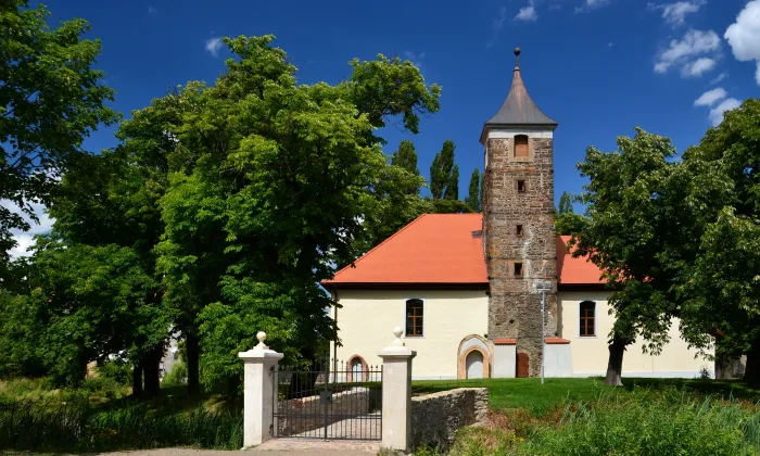 Kostel svatého Bartoloměje (Spořice)