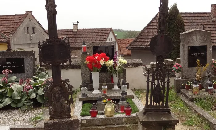 Kostel svatého Jana Křtitele (Byšice)