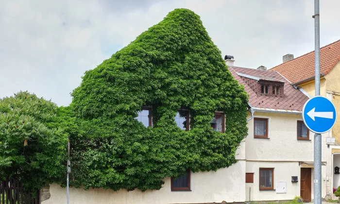 Kostel svatého Jana Křtitele (Skalná)