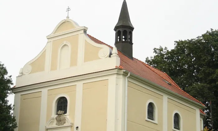 Kostel svatého Jana Nepomuckého (Cerhenice)