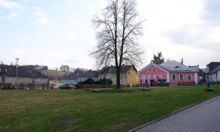 Kostel svatého Jiljí (Dvorce)