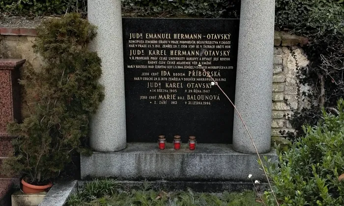 Kostel svatého Martina a Prokopa (Karlík)