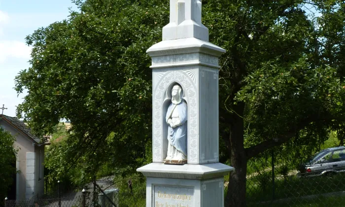Kostel svatého Matouše (Hať)