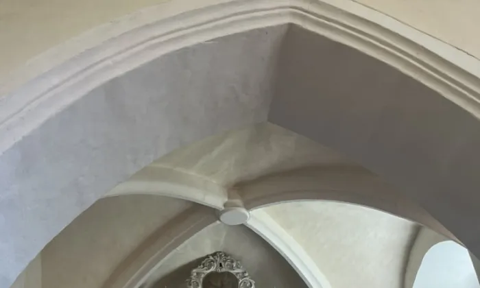 Kostel svatého Mikuláše v Oticích