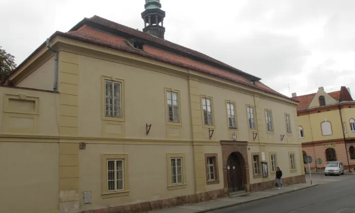 Kostel svatého Petra a Pavla (Podbořany)