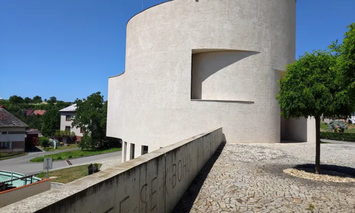Kostel svatého Václava (Sazovice)
