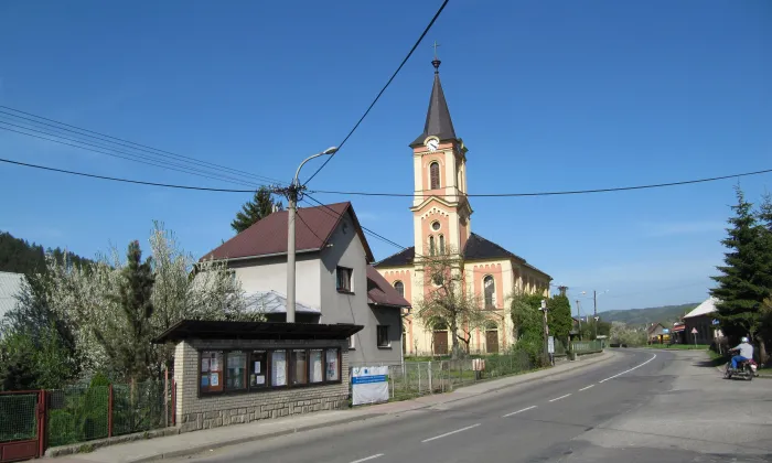 evangelický kostel v Huslenkách