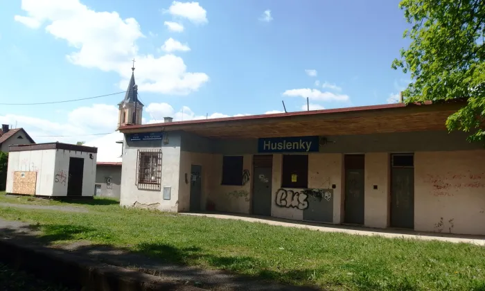 evangelický kostel v Huslenkách