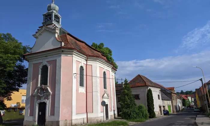 kaple Nanebevzetí Panny Marie (Hoštka)