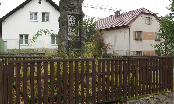 kostel Navštívení Panny Marie (Běšiny)