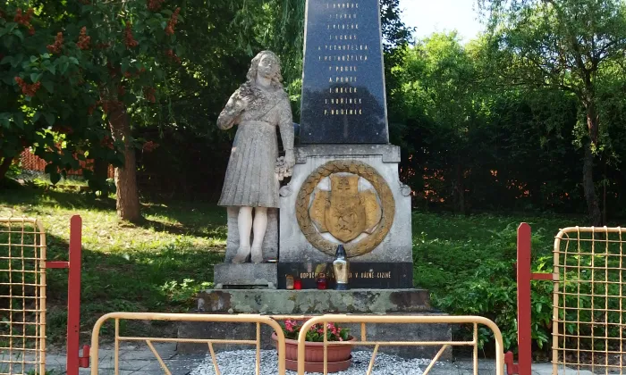 kostel Nejsvětější Trojice (Chrastavec)