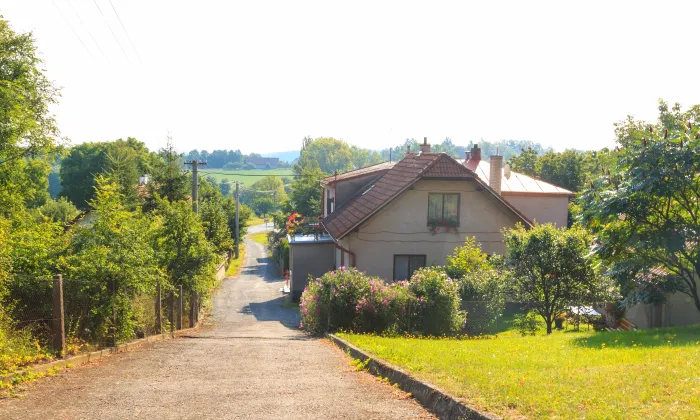 kostel svaté Máří Magdalény (Včelákov)