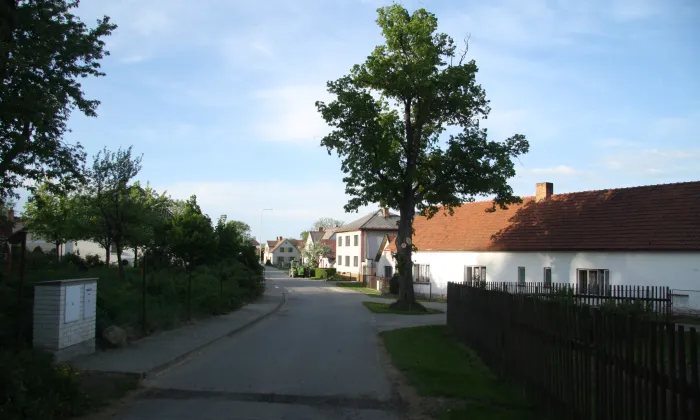 kostel svatého Jakuba Většího (Křeč)