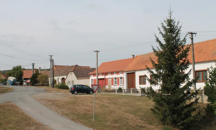 kostel svatého Jakuba Většího (Černín)