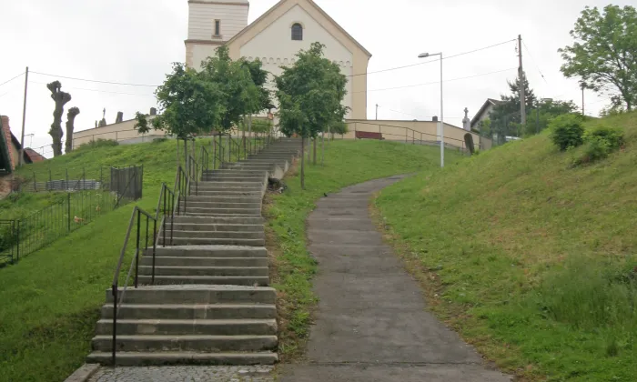kostel svatého Petra a Pavla (Rozhovice)