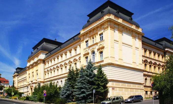 Červený kostel (Předměstí)
