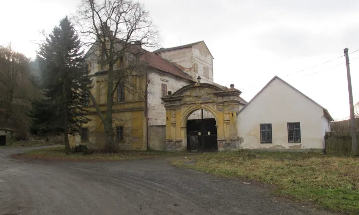 Klášter Dolní Ročov