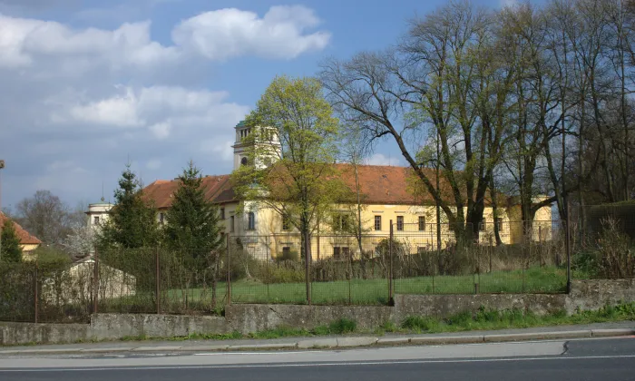 zámek Nalžovy