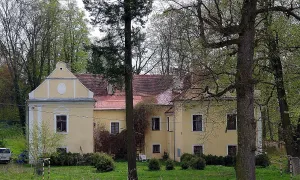 Otín