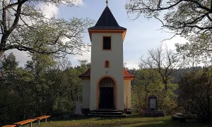 Skryje