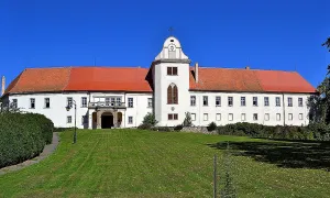 zámek Lomnice
