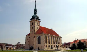 Kostel Nanebevzetí Panny Marie (Starý Most)