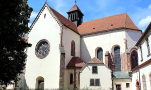 kostel Nanebevzetí Panny Marie (Předklášteří)