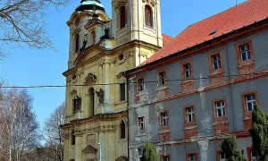 Kostel Nanebevzetí Panny Marie (Ročov)