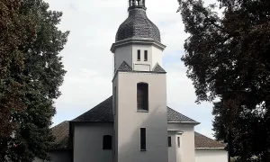 Kostel Nejsvětější Trojice (Předměstí)