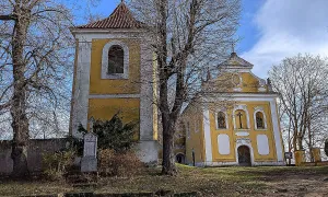 Kostel svatých Petra a Pavla (Jirny)