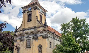 Kostel svatých Petra a Pavla v Oseku