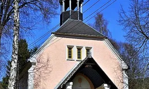 kostel Nejsvětějšího Srdce Ježíšova (Suchá)