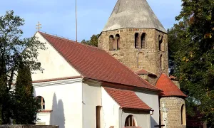 kostel svatého Petra a Pavla (Řeznovice)