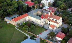 Piaristická kolej (Kosmonosy)