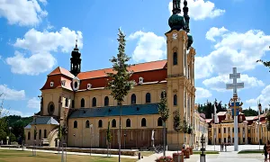 Bazilika Nanebevzetí Panny Marie a svatého Cyrila a Metoděje