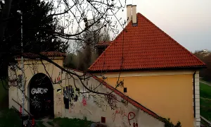 Černínská 12