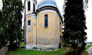 Kostel svatého Petra a Pavla (Slapy)