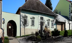 Klášter františkánský