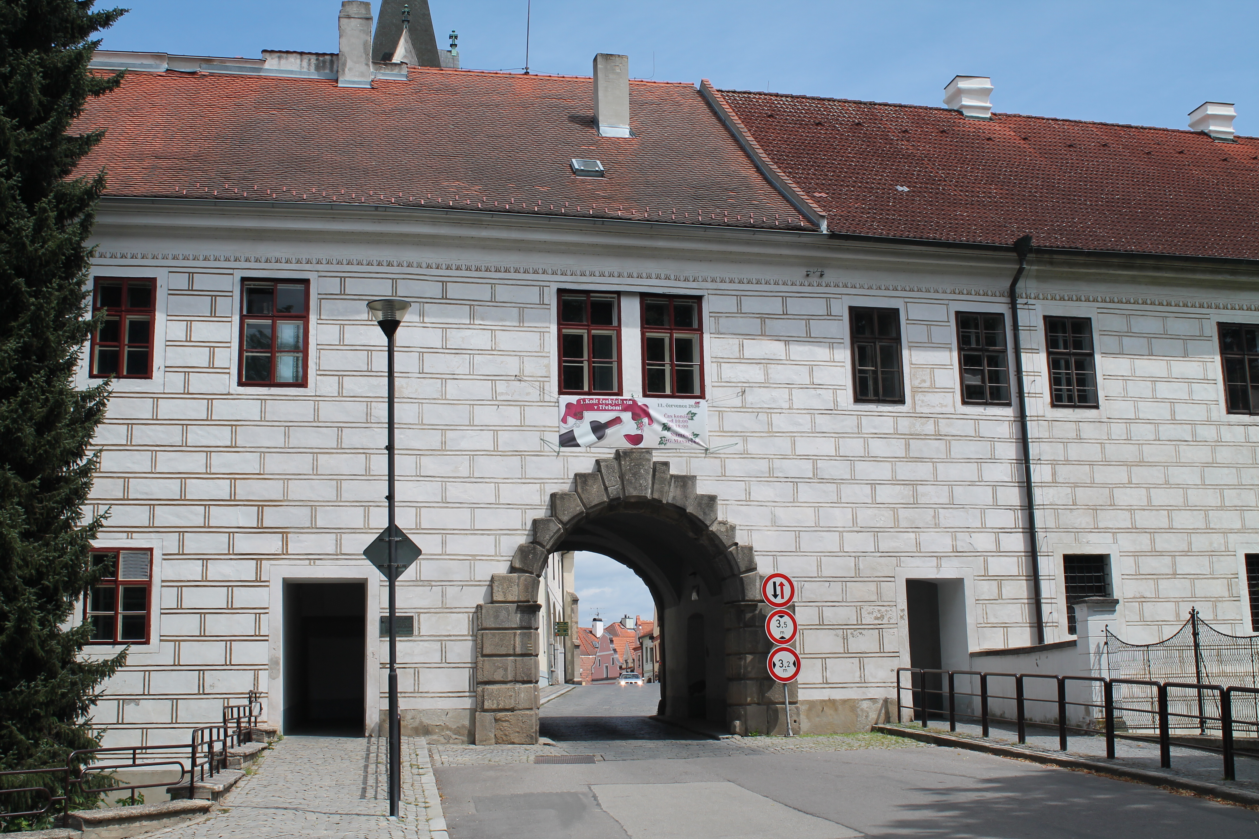 
<span>Budějovická brána</span>
