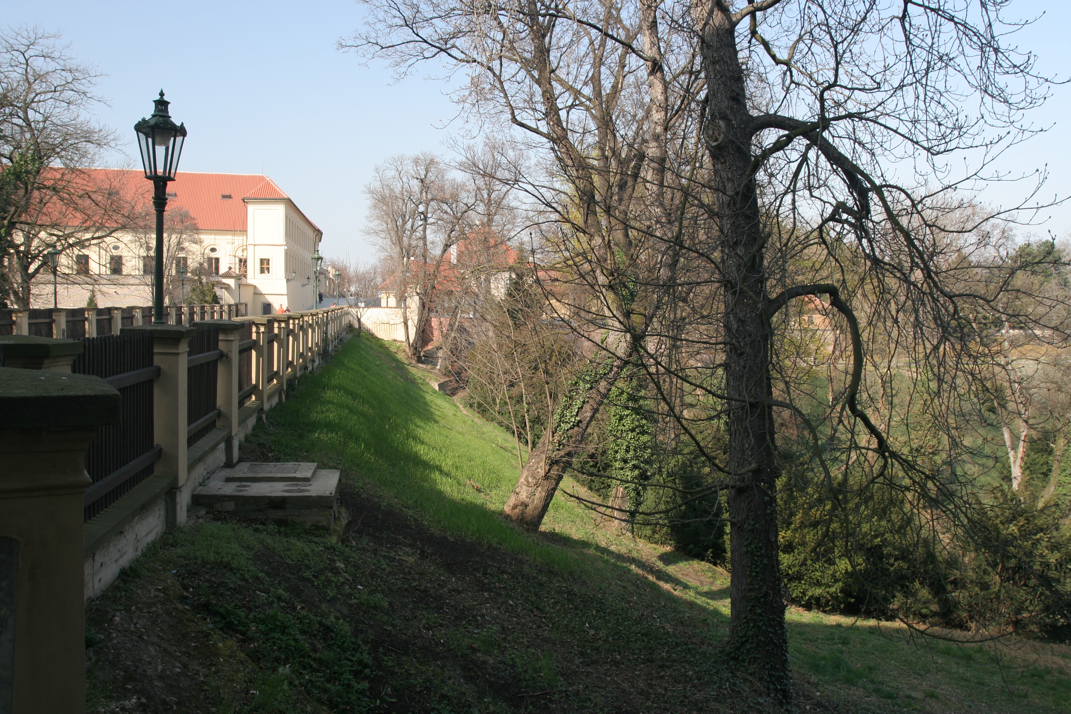 
<span>Jelení příkop</span>
