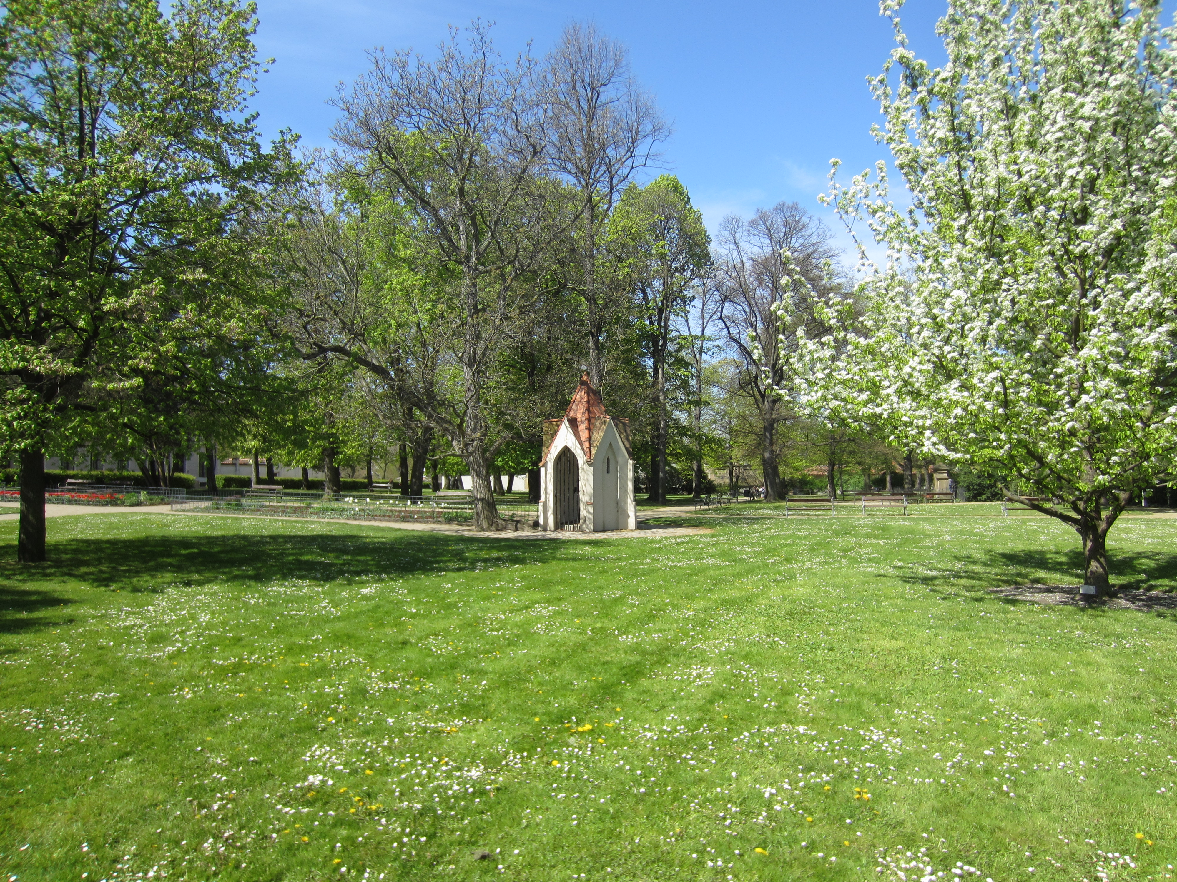 
<span>Karlachovy sady</span>
